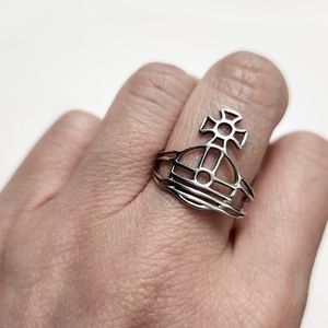 Vivienne Westwood Jewellery Line Orb Ring -sterling silver